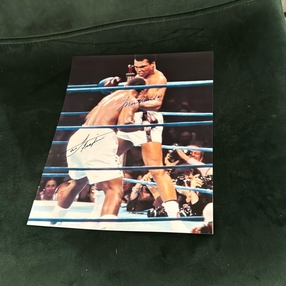 Muhammad Ali joe Frazier signed 8x10 photo​ - Picture 1 of 1